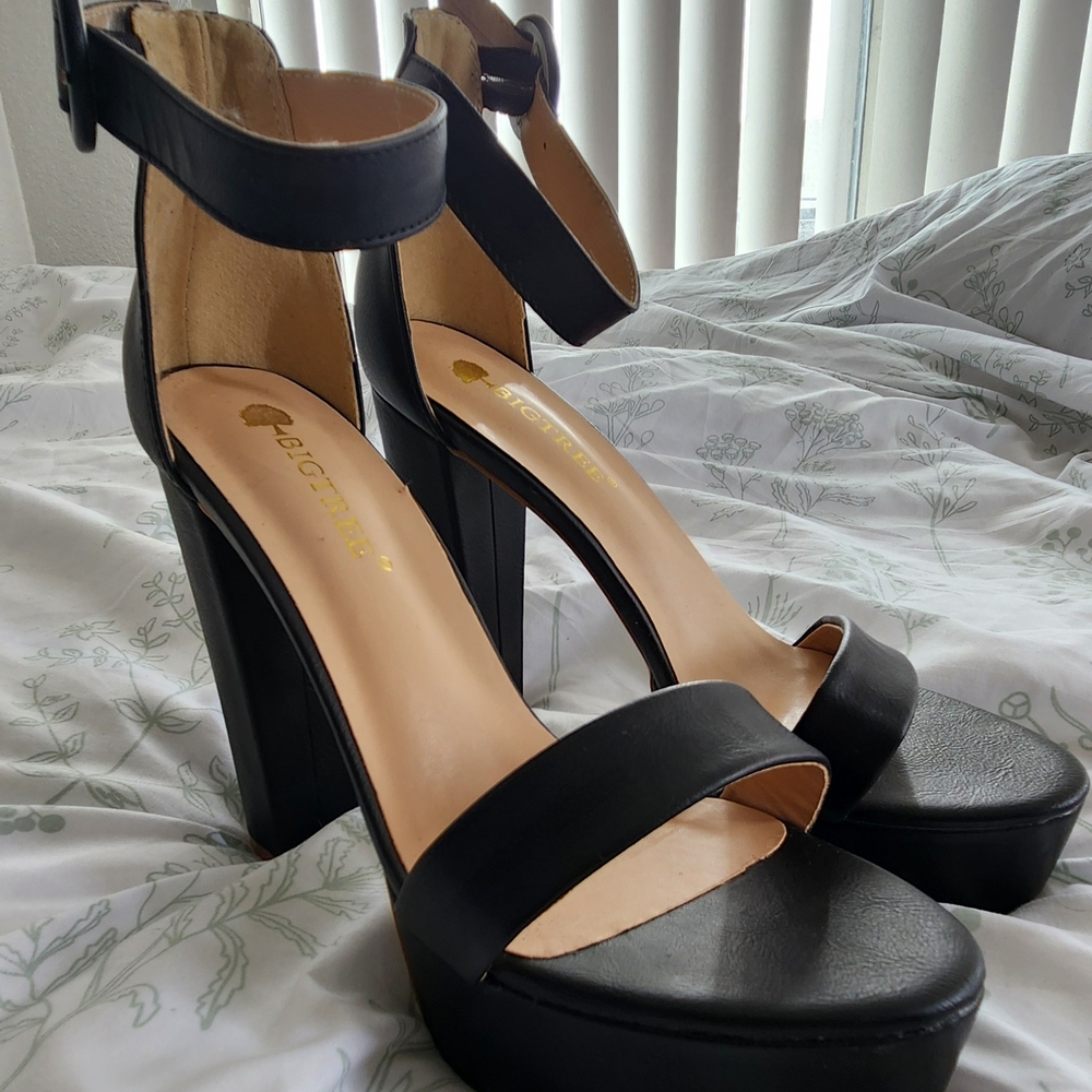 Black High Heel Sandals
